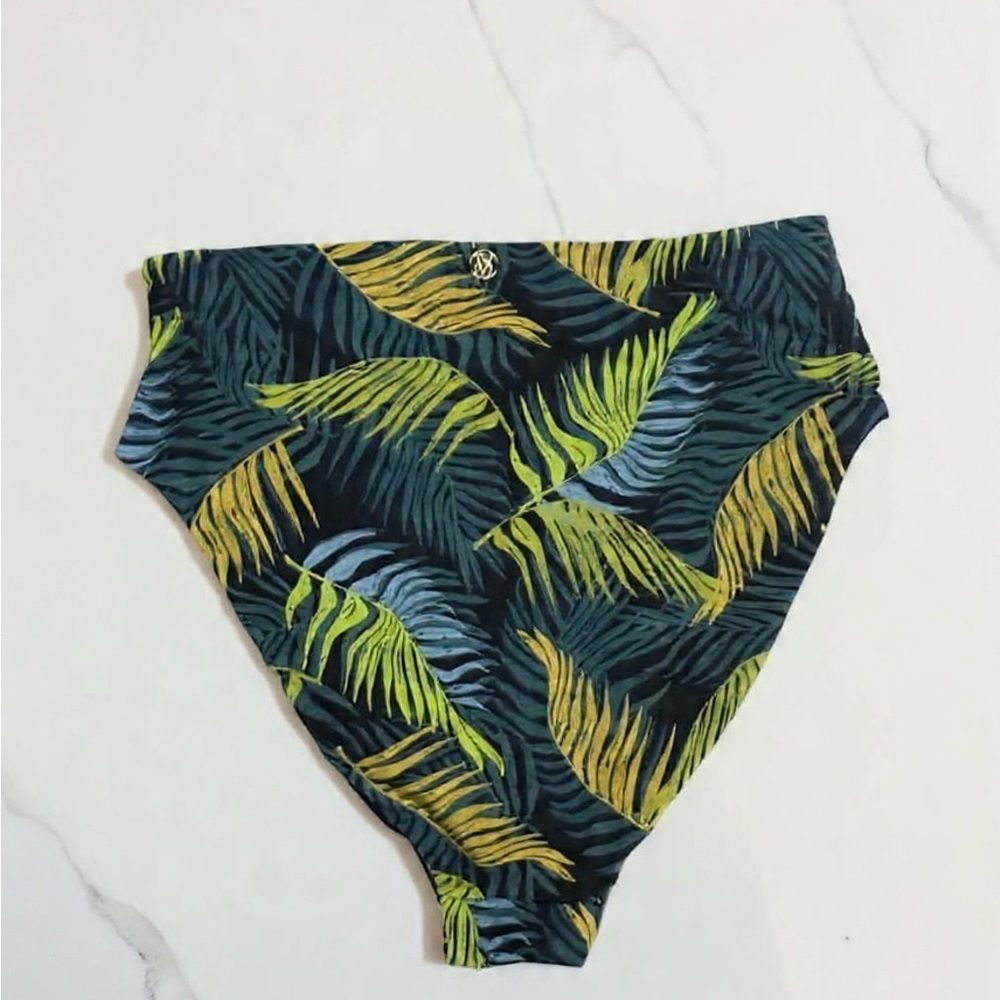 Bikini set from Victoria’s Secret swimwear - Picture 5 of 5